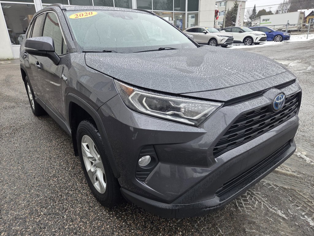 2020 Toyota RAV4 Hybrid XLE in Mont-Laurier, Quebec - 3 - w1024h768px