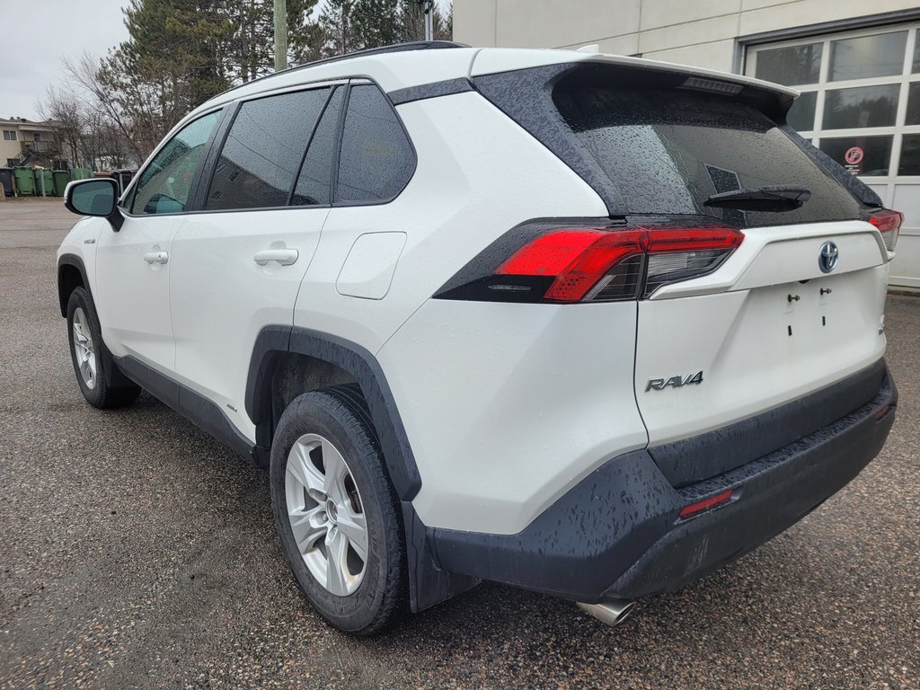 Toyota RAV4 Hybride LE (AWD) 2021 à Mont-Laurier, Québec - 8 - w1024h768px