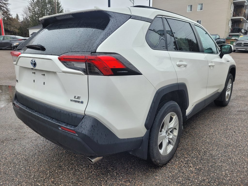 Toyota RAV4 Hybride LE (AWD) 2021 à Mont-Laurier, Québec - 5 - w1024h768px