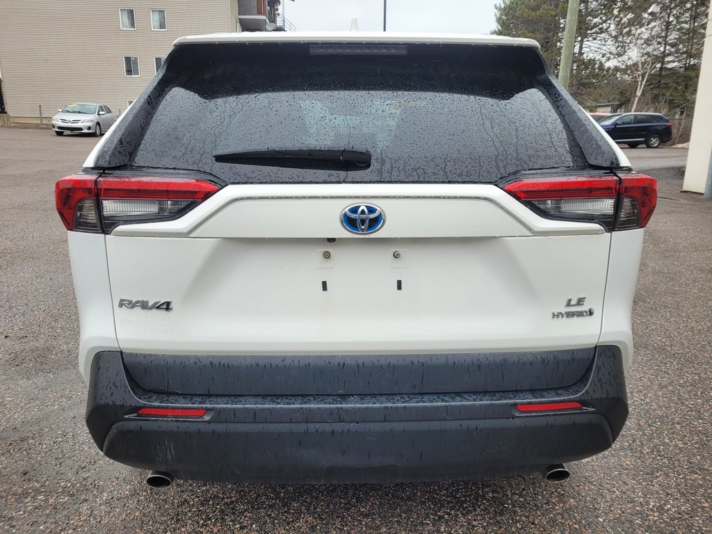 Toyota RAV4 Hybride LE (AWD) 2021 à Mont-Laurier, Québec - 6 - w1024h768px