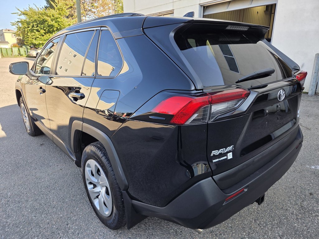 2021 Toyota RAV4 LE (AWD) in Mont-Laurier, Quebec - 7 - w1024h768px
