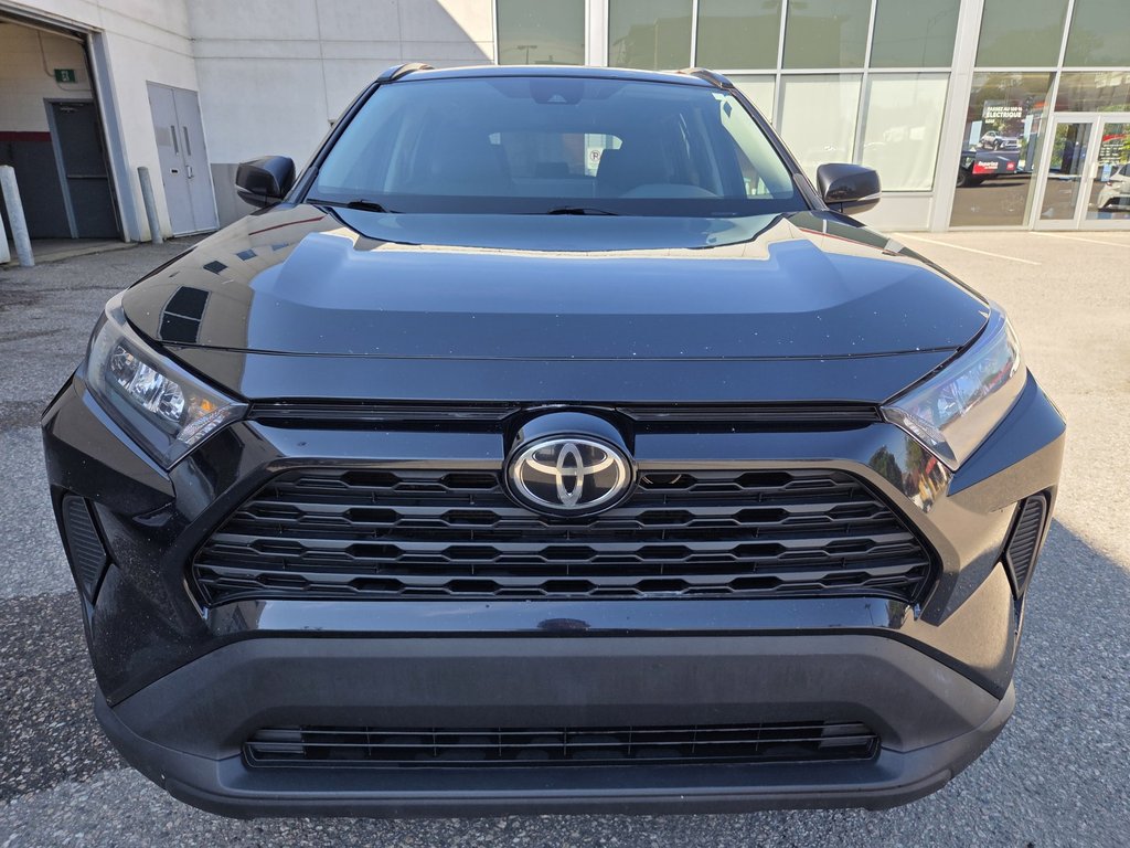 Toyota RAV4 LE (AWD) 2021 à Mont-Laurier, Québec - 2 - w1024h768px