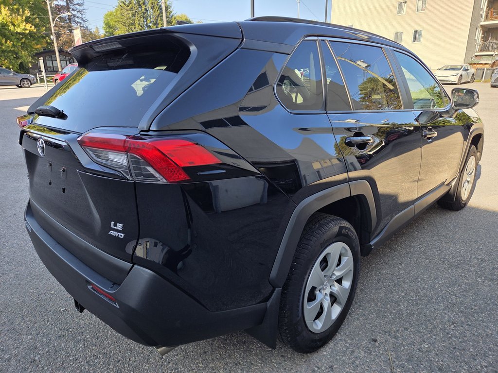 2021 Toyota RAV4 LE (AWD) in Mont-Laurier, Quebec - 5 - w1024h768px