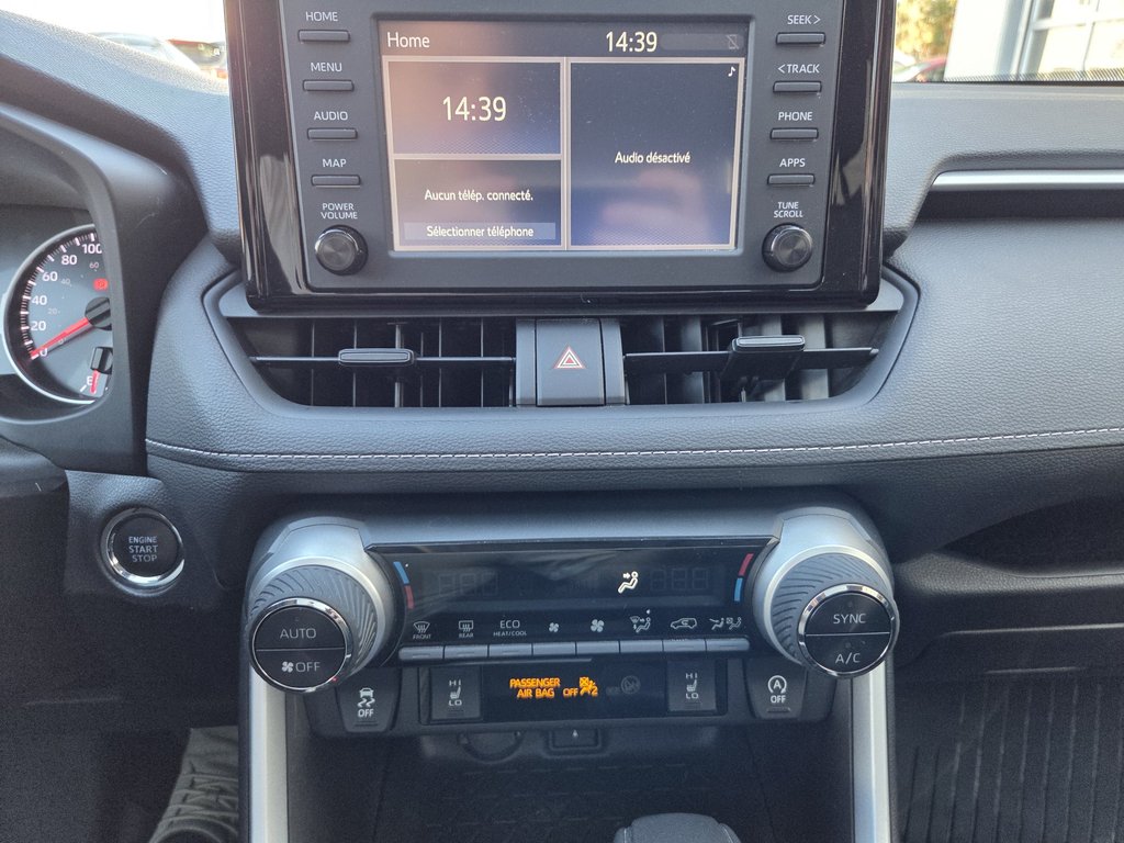 2021 Toyota RAV4 XLE AWD in Mont-Laurier, Quebec - 17 - w1024h768px