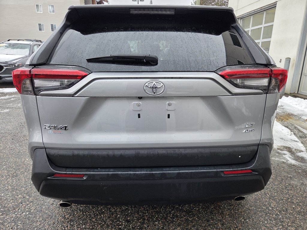 Toyota RAV4 LE AWD 2021 à Mont-Laurier, Québec - 6 - w1024h768px