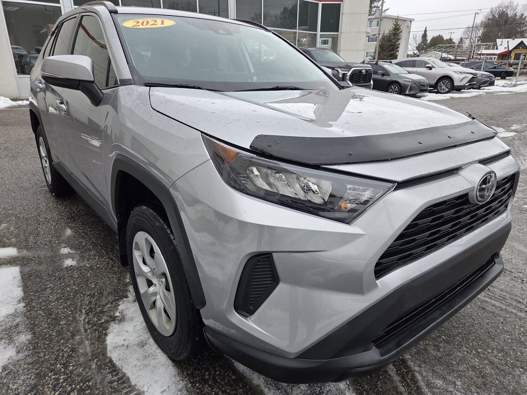 Toyota RAV4 LE AWD 2021 à Mont-Laurier, Québec - 3 - w1024h768px