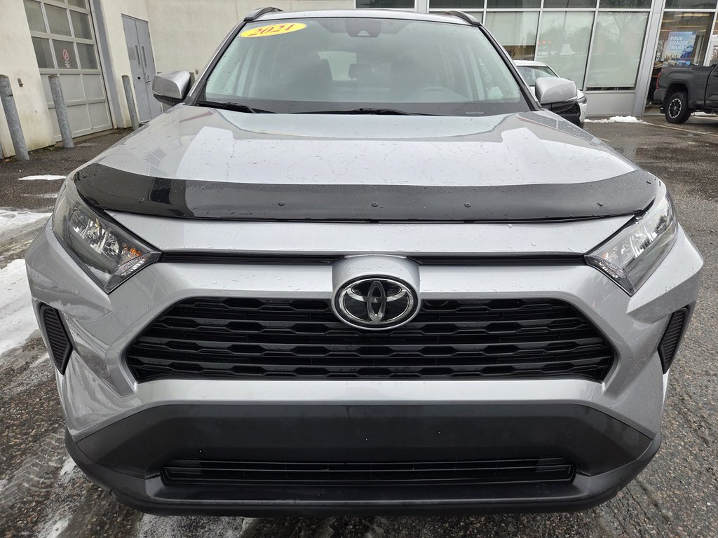 Toyota RAV4 LE AWD 2021 à Mont-Laurier, Québec - 2 - w1024h768px
