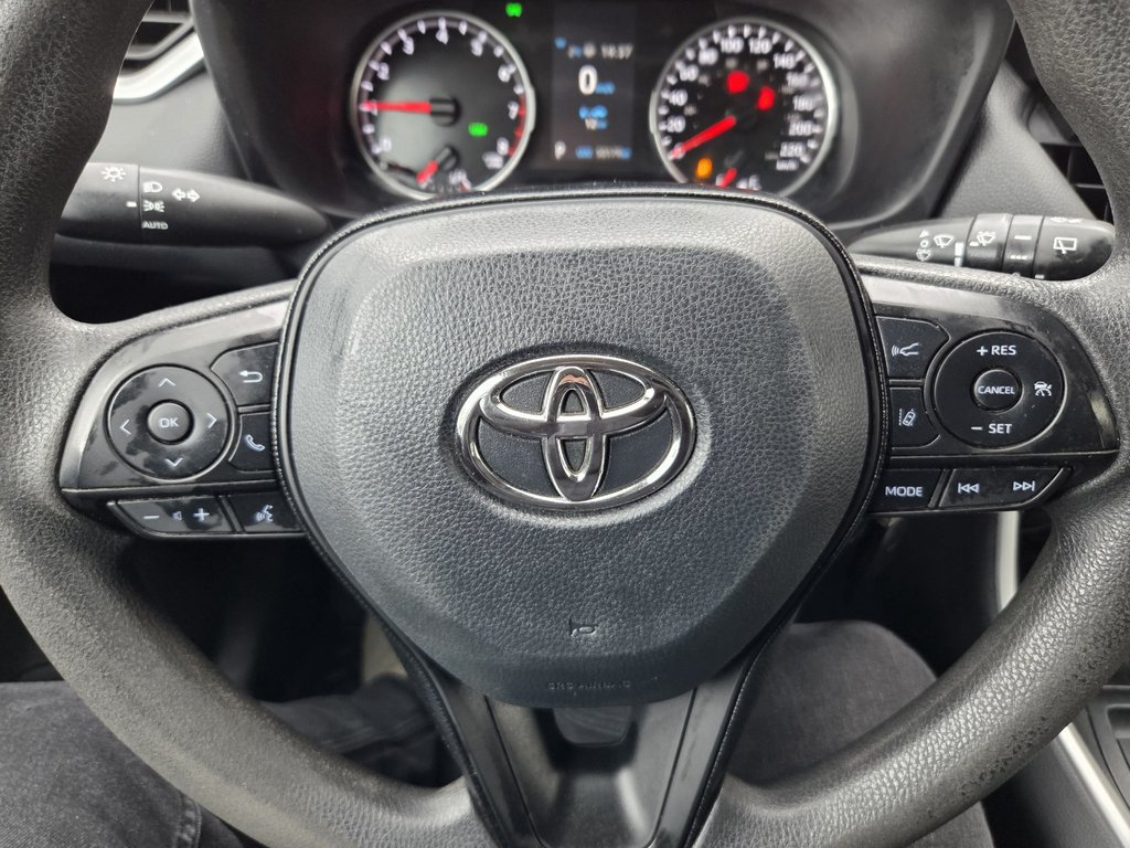 Toyota RAV4 LE AWD 2021 à Mont-Laurier, Québec - 16 - w1024h768px