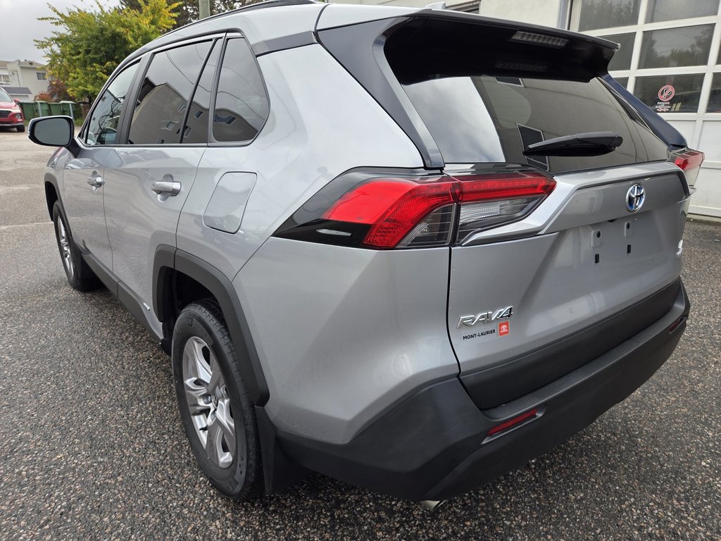 2023 Toyota RAV4 LE (AWD) in Mont-Laurier, Quebec - 8 - w1024h768px