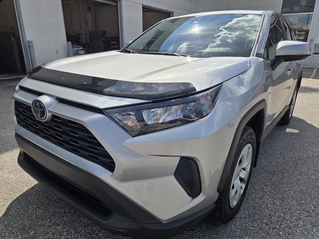 Toyota RAV4 LE (AWD) 2024 à Mont-Laurier, Québec - 1 - w1024h768px