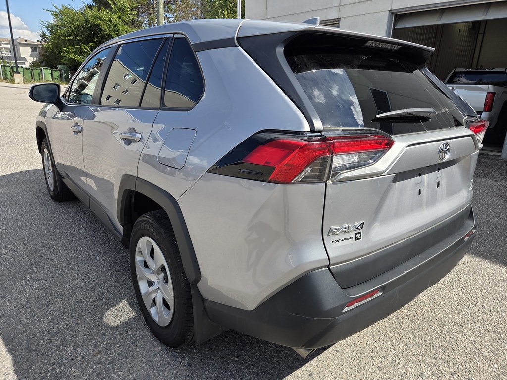 Toyota RAV4 LE (AWD) 2024 à Mont-Laurier, Québec - 8 - w1024h768px