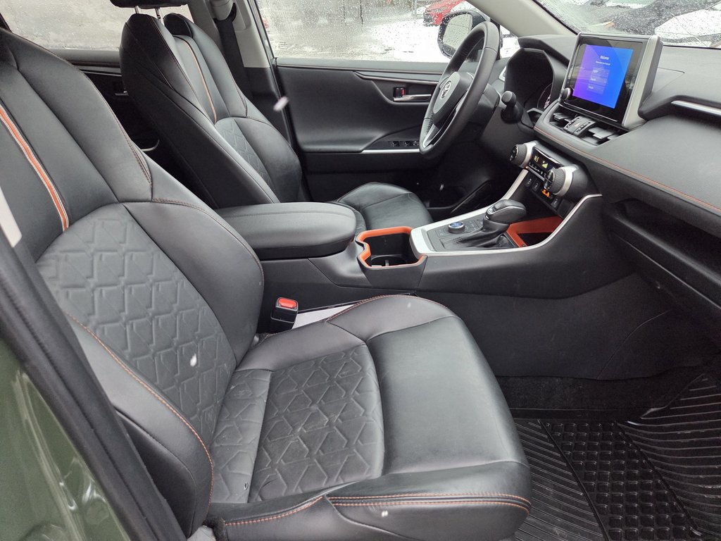 2024 Toyota RAV4 Trail in Mont-Laurier, Quebec - 11 - w1024h768px