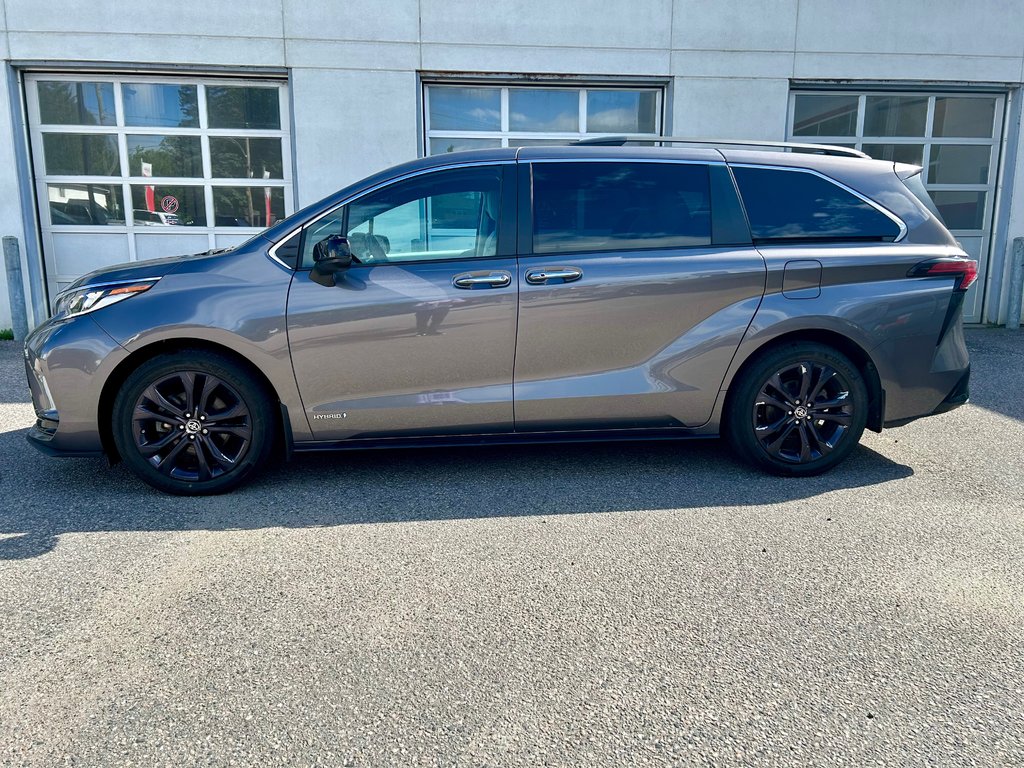 2021 Toyota Sienna XSE in Mont-Laurier, Quebec - 9 - w1024h768px