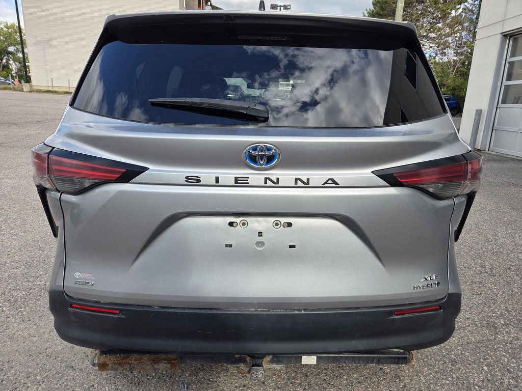 2021 Toyota Sienna XLE AWD in Mont-Laurier, Quebec - 6 - w1024h768px