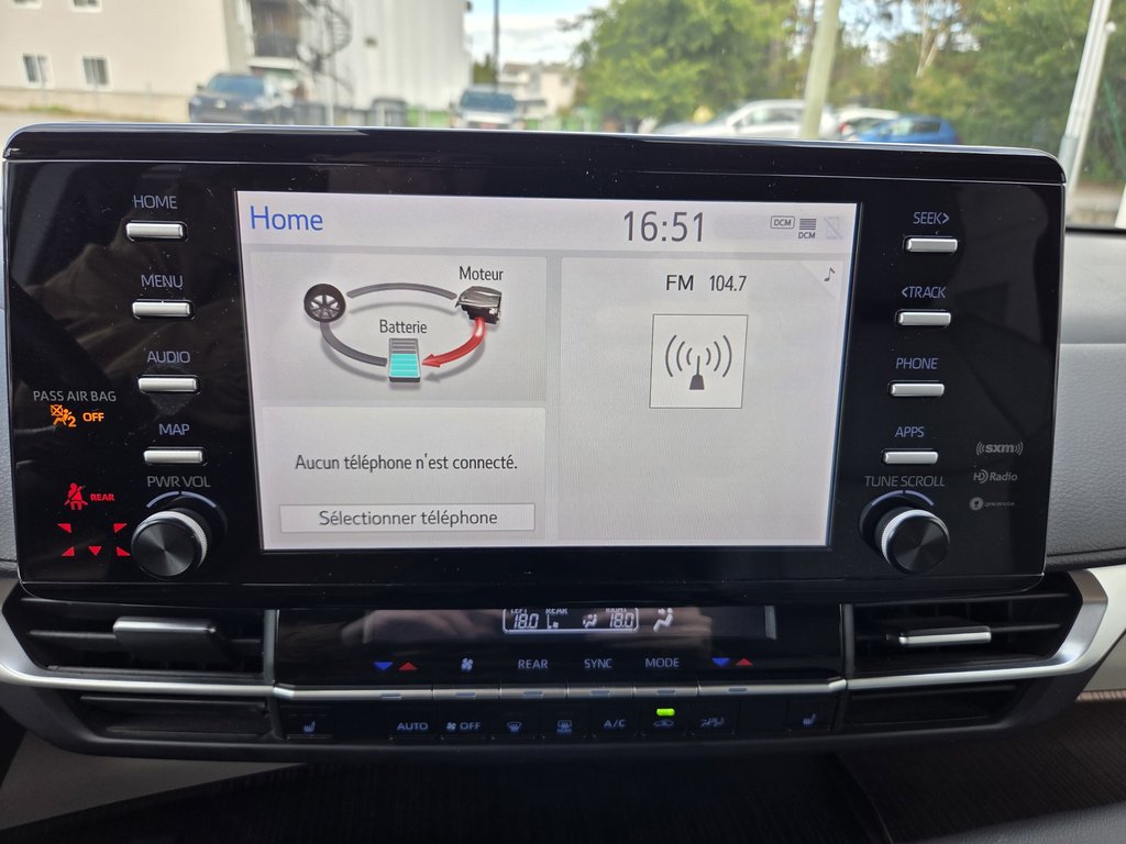 2021 Toyota Sienna XLE AWD in Mont-Laurier, Quebec - 17 - w1024h768px