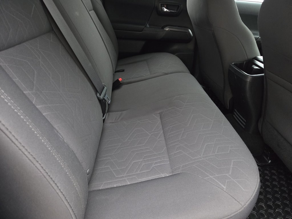 2017 Toyota Tacoma TRD Sport 4x4 V6 in Mont-Laurier, Quebec - 13 - w1024h768px