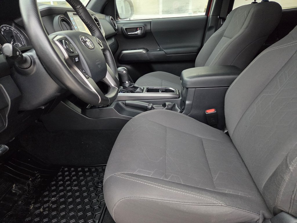 2017 Toyota Tacoma TRD Sport 4x4 V6 in Mont-Laurier, Quebec - 10 - w1024h768px