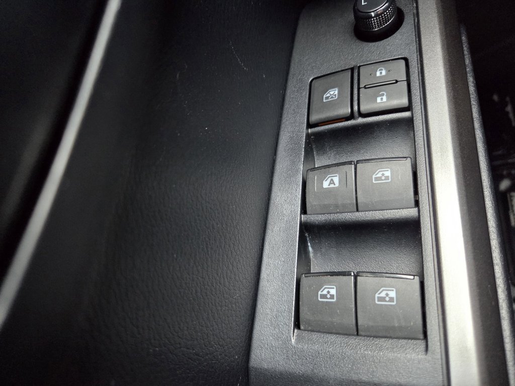 Toyota Tacoma SR5 4X4 V6 2019 à Mont-Laurier, Québec - 14 - w1024h768px