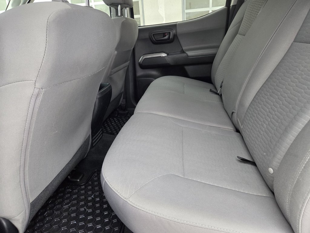 Toyota Tacoma SR5 4X4 V6 2019 à Mont-Laurier, Québec - 11 - w1024h768px