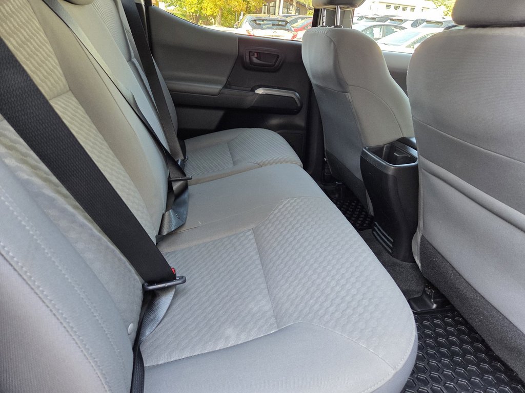 Toyota Tacoma Double Cab SR5 4x4 2021 à Mont-Laurier, Québec - 12 - w1024h768px