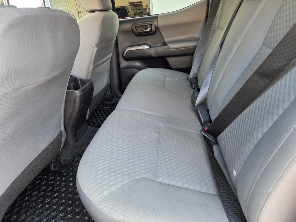 Toyota Tacoma Double Cab SR5 4x4 2021 à Mont-Laurier, Québec - 11 - w1024h768px
