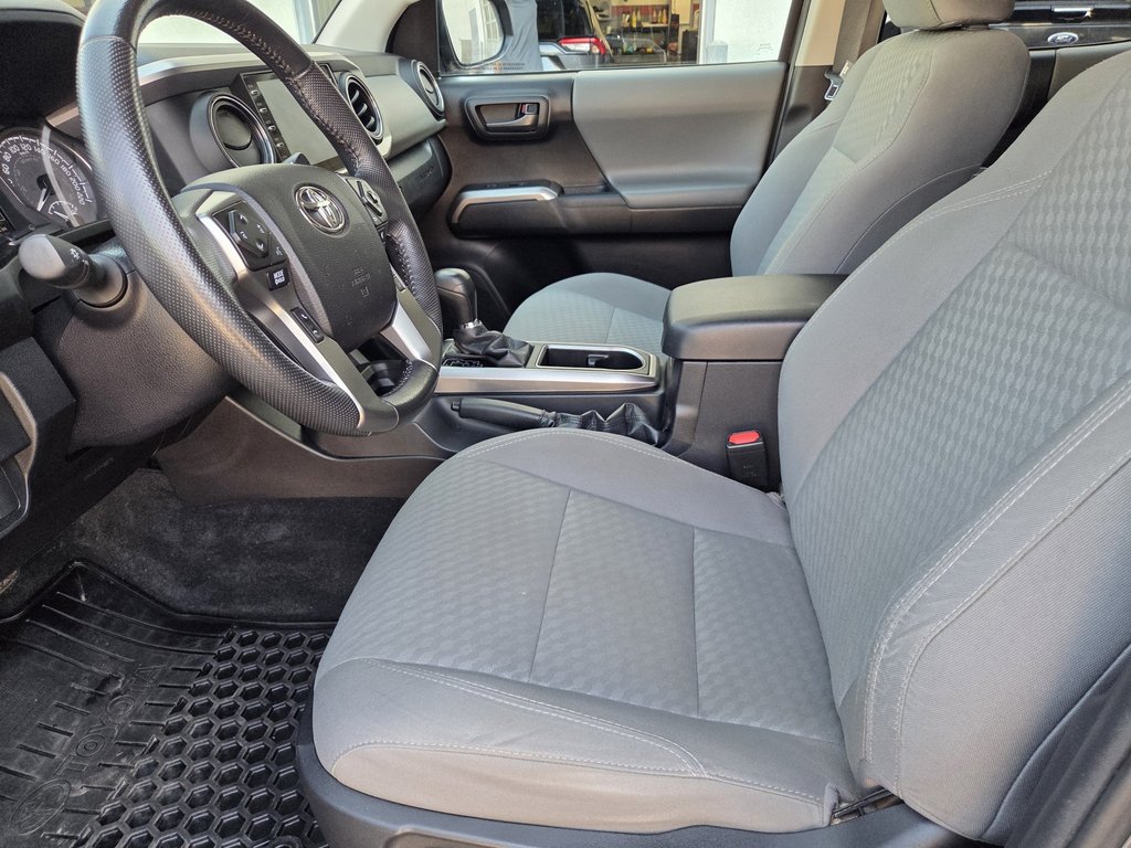 Toyota Tacoma Double Cab SR5 4x4 2021 à Mont-Laurier, Québec - 9 - w1024h768px