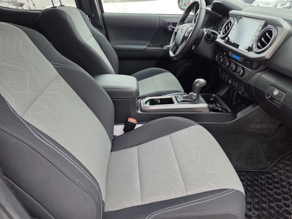 2023 Toyota Tacoma TRD Sport 4X4 V6 in Mont-Laurier, Quebec - 11 - w1024h768px