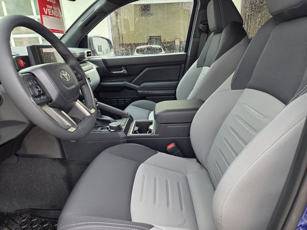 2025 Toyota Tacoma BASE in Mont-Laurier, Quebec - 9 - w1024h768px