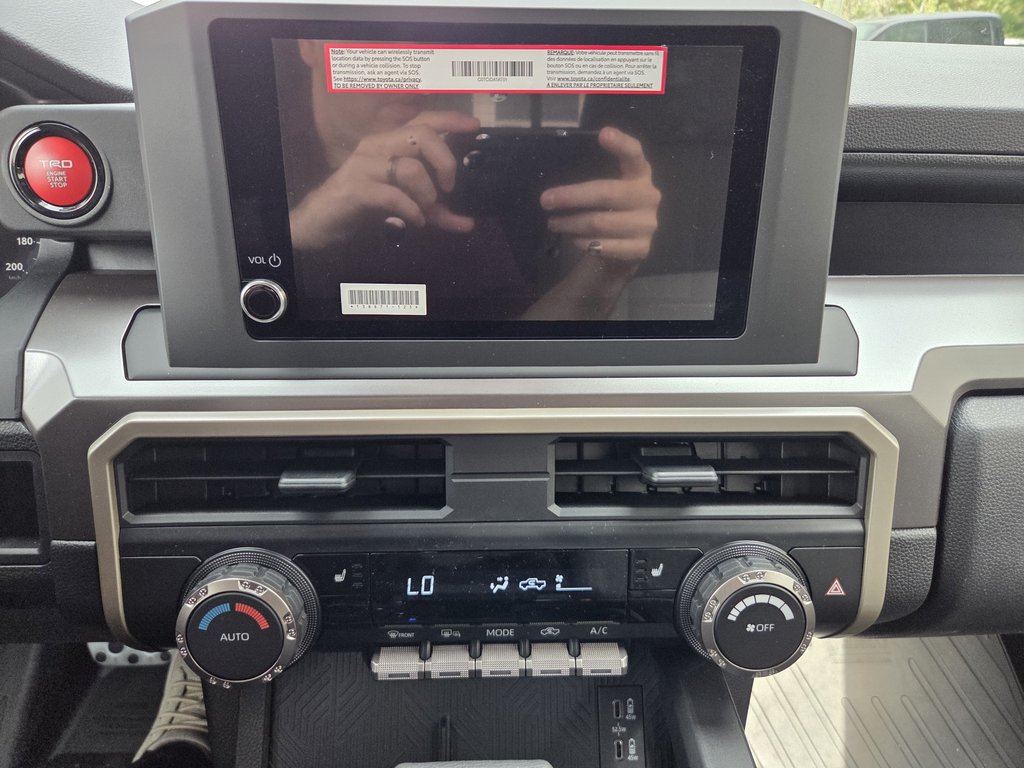 2025 Toyota Tacoma BASE in Mont-Laurier, Quebec - 14 - w1024h768px