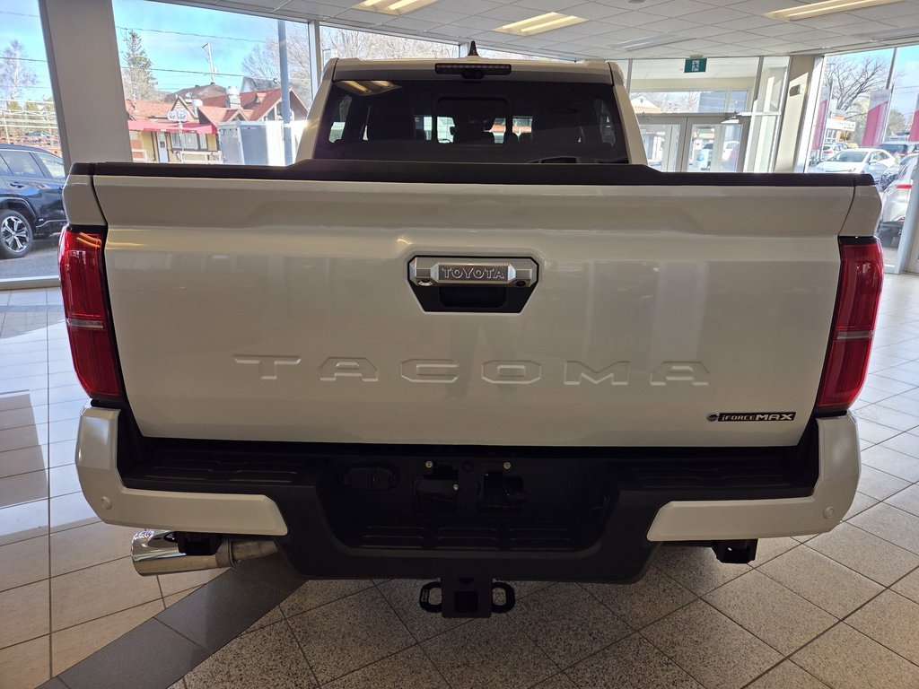 2025 Toyota TACOMA HYBRIDE in Mont-Laurier, Quebec - 6 - w1024h768px