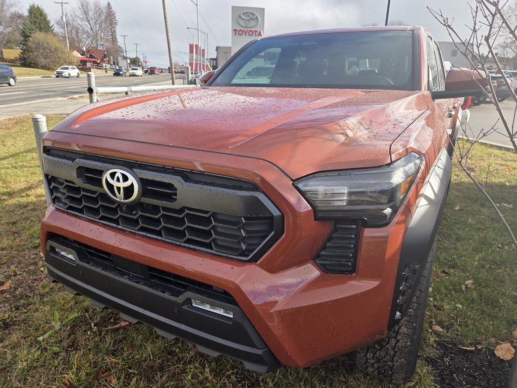 2025 Toyota TACOMA BASE in Mont-Laurier, Quebec - 1 - w1024h768px