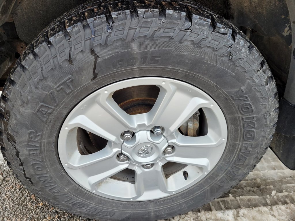 Toyota Tundra Cabine simple Boite de 8 pieds V8 4x4 2010 à Mont-Laurier, Québec - 9 - w1024h768px