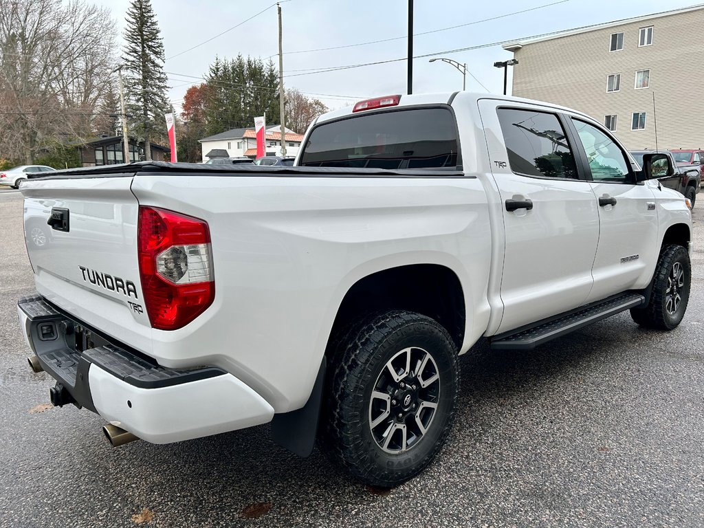 2015 Toyota Tundra CrewMax SR5 TRD Off-Road 4x4 in Mont-Laurier, Quebec - 4 - w1024h768px