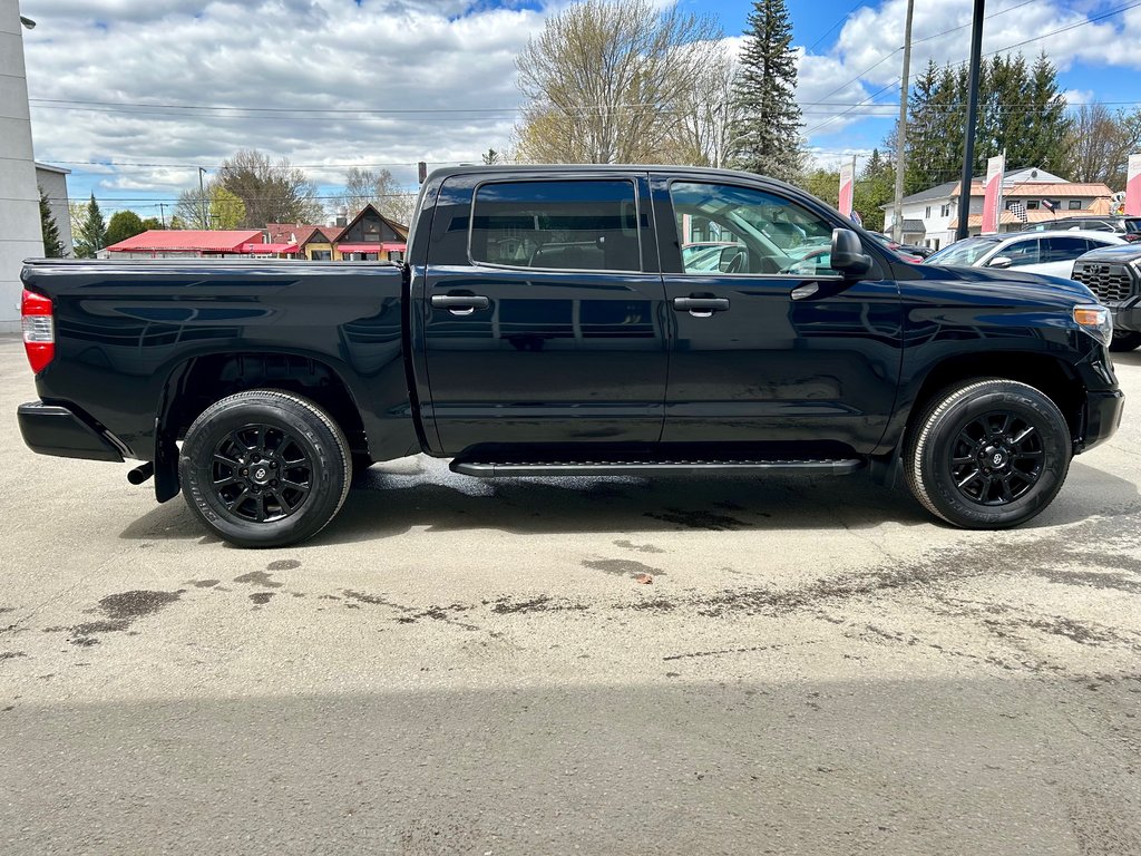 2020 Toyota Tundra CrewMax SR5 V8 5.7L 4x4 in Mont-Laurier, Quebec - 4 - w1024h768px