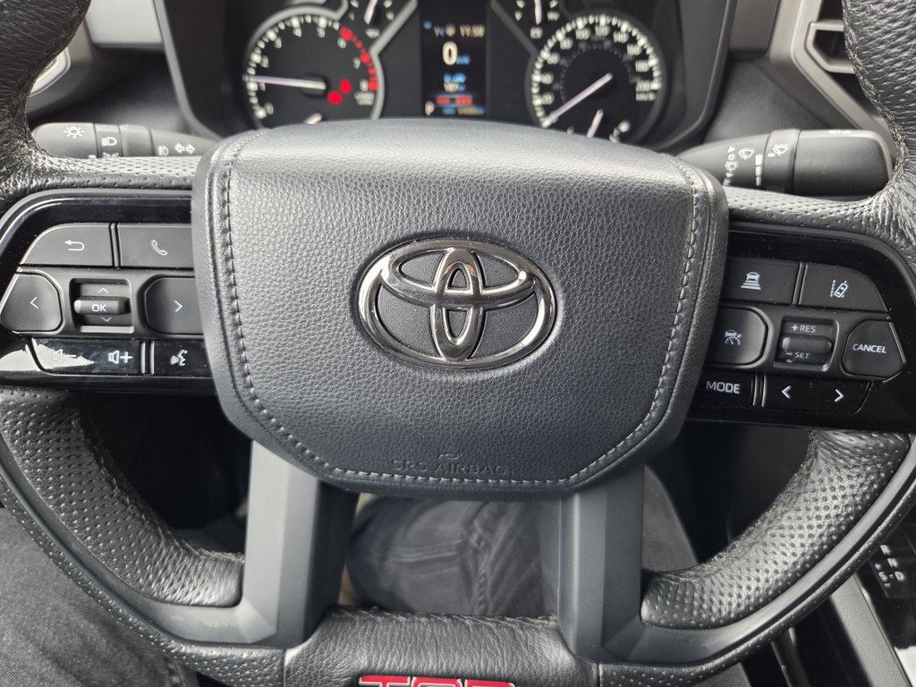 Toyota Tundra SR5 CrewMax TRD Off-Road 4X4 2022 à Mont-Laurier, Québec - 16 - w1024h768px