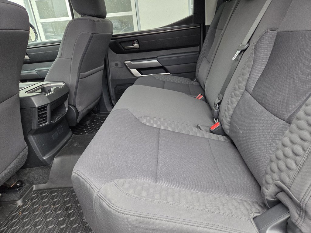 Toyota Tundra SR5 CrewMax TRD Off-Road 4X4 2022 à Mont-Laurier, Québec - 11 - w1024h768px