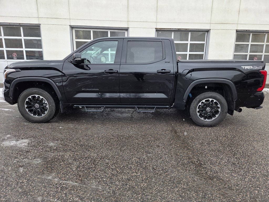 Toyota Tundra SR5 CrewMax TRD Off-Road 4X4 2022 à Mont-Laurier, Québec - 8 - w1024h768px
