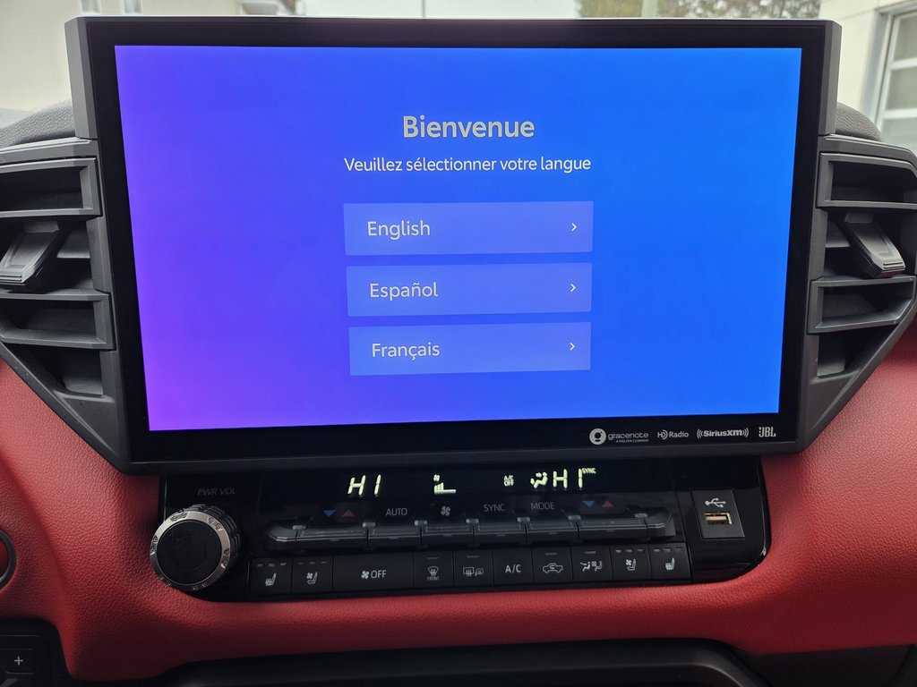 2022 Toyota Tundra Limited Hybride TRD Pro in Mont-Laurier, Quebec - 17 - w1024h768px