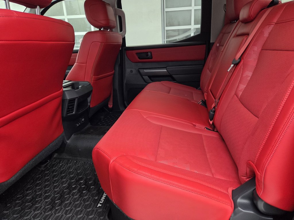 2022 Toyota Tundra Limited Hybride TRD Pro in Mont-Laurier, Quebec - 12 - w1024h768px