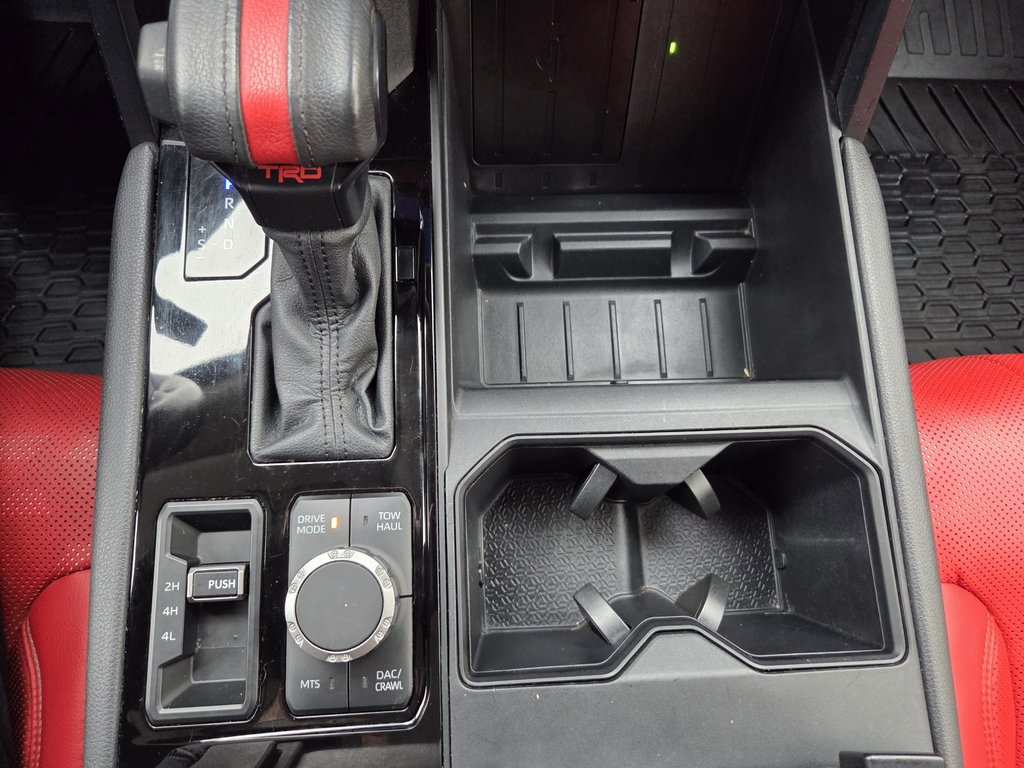 2022 Toyota Tundra Limited Hybride TRD Pro in Mont-Laurier, Quebec - 16 - w1024h768px