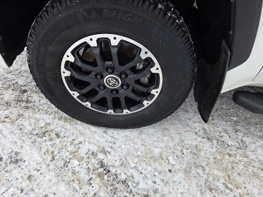 2022 Toyota Tundra SR5 CrewMax TRD Off-Road 4X4 in Mont-Laurier, Quebec - 9 - w1024h768px
