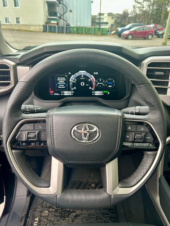 2024 Toyota Tundra Limited Hybrid in Mont-Laurier, Quebec - 7 - w1024h768px