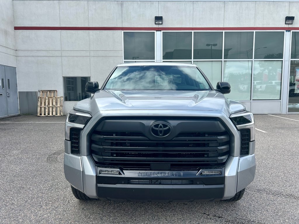 Toyota Tundra Limited 2024 à Mont-Laurier, Québec - 2 - w1024h768px