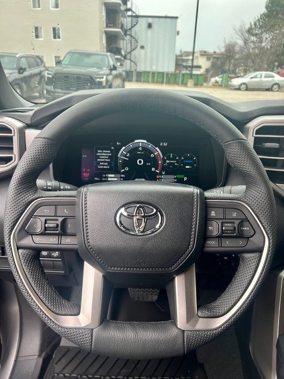 Toyota Tundra  2025 à Mont-Laurier, Québec - 18 - w1024h768px