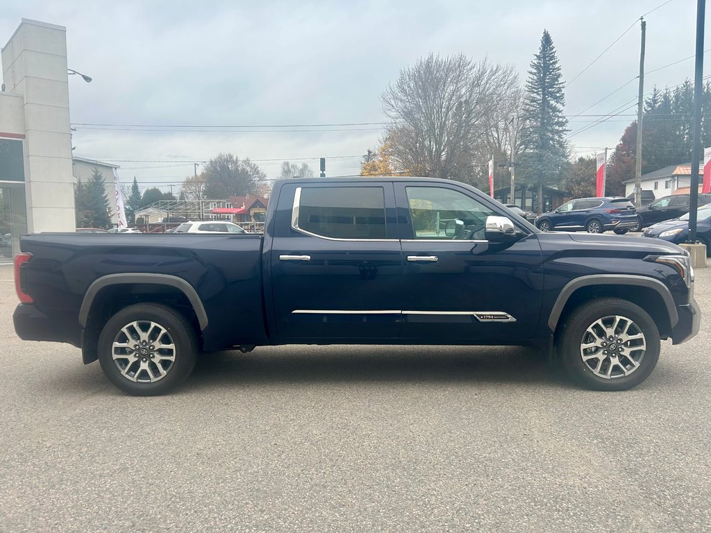 Toyota Tundra Platinum 2025 à Mont-Laurier, Québec - 5 - w1024h768px