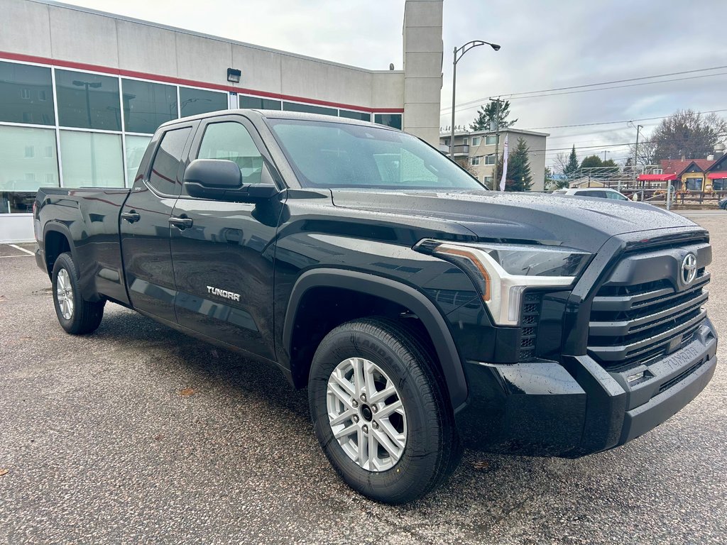 Toyota Tundra SR5 2025 à Mont-Laurier, Québec - 3 - w1024h768px