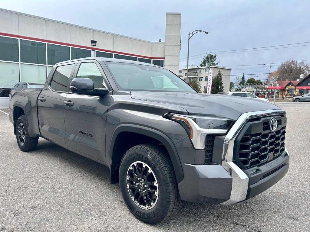 Toyota Tundra SR5 2025 à Mont-Laurier, Québec - 3 - w1024h768px