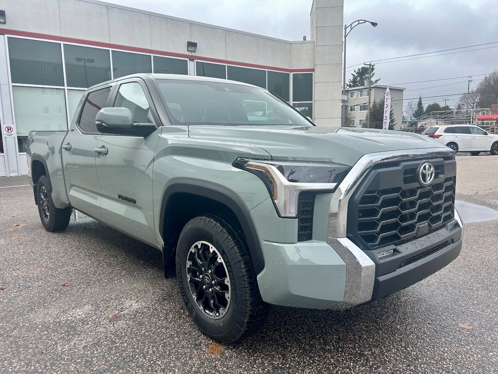 Toyota Tundra SR5 2025 à Mont-Laurier, Québec - 3 - w1024h768px