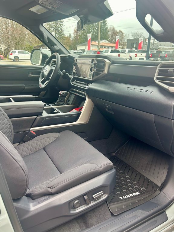 Toyota Tundra SR5 2025 à Mont-Laurier, Québec - 10 - w1024h768px