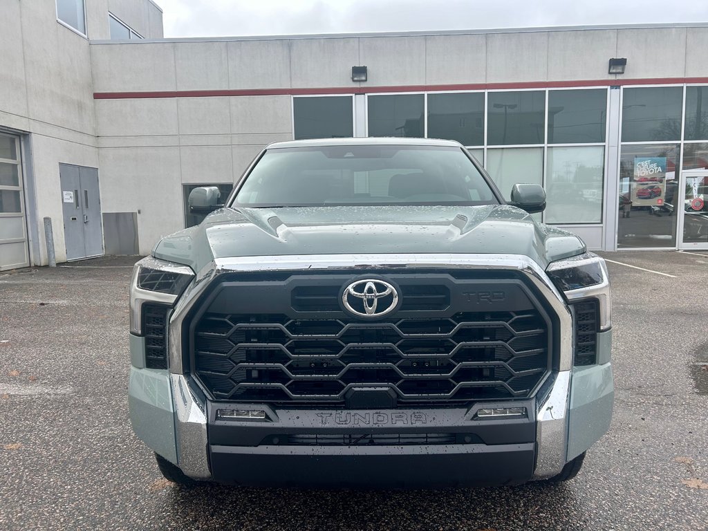 Toyota Tundra SR5 2025 à Mont-Laurier, Québec - 2 - w1024h768px